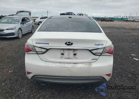 2015 Hyundai Sonata Hybrid from USA, damaged, VIN KMHEC4A4XFA119386